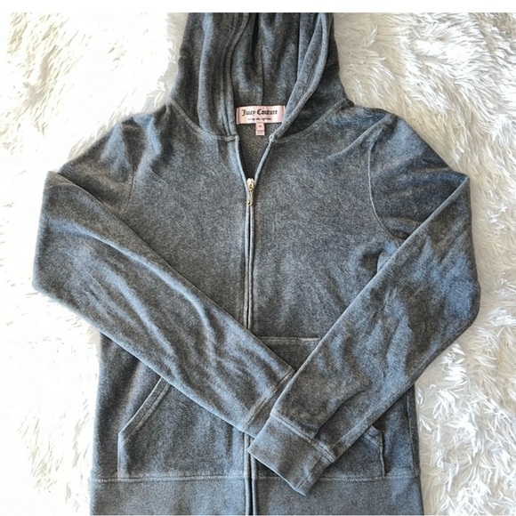Juicy couture terry zip top with jewels in “Juicy Loves Beijing” on the back - Picture 2 of 4